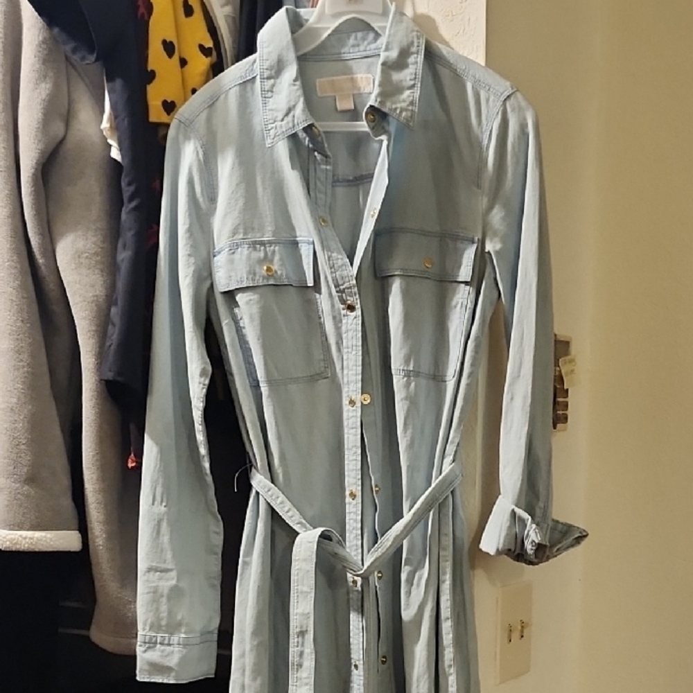 Michael KORS Light Blue Button-Up Maxi Dress